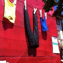 clarabouzada's profile picture. Books, Art & Emotions