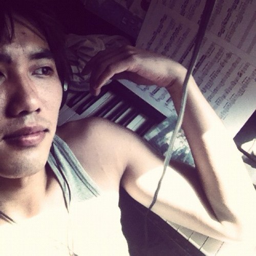 Hunter_DK_Shin's profile picture. Suwon/SoftwareEngineer/.NET/Mythology/Metaphor/Rock/Triphop/Book/Movie/Dog/Mac/iPhone/iPad/Guitar/Telescope/Star/India/No Mercy/I want the truth/Tat tvam asi