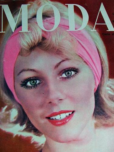 modaentuciudad's profile picture. Eventos de Moda en la Ciudad pretende recoger aquellos eventos relacionados con el mundo de la moda y la belleza que se realizan en las ciudades más importantes