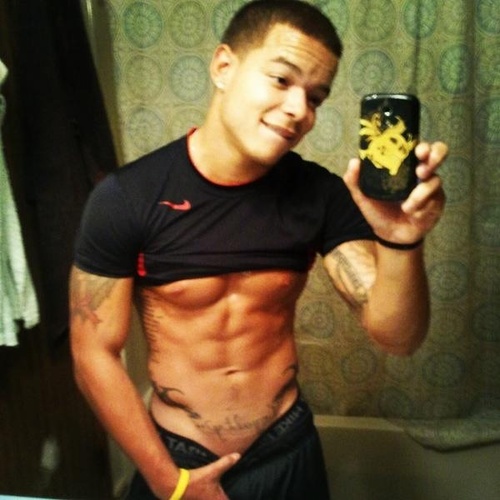 Just a real guy out here doing me.
#teamfollowback