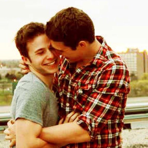 Life, love, relationship, sex, friendship, words of support, humor and bitchings and anything that relates to gays (even hetero). #LGBT #teamgay