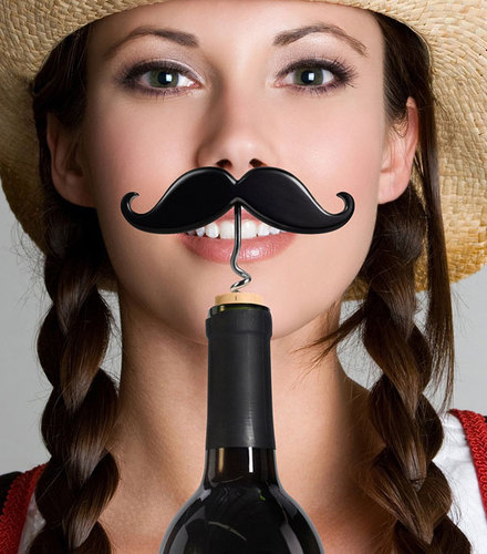 A #wine Startup in #switzerland, on the way to revolution !
Get best wines, at home, each month, pre-selected by our wine experts, and learn ! #vin
