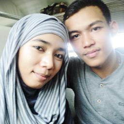 e9athaDj's profile picture. low profile