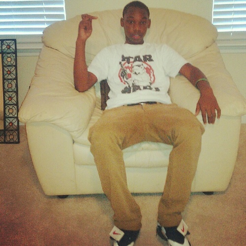 FOLLOW ME I FOLLOW BAKK
