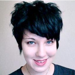 little_dysfunk's profile picture. girl in tech