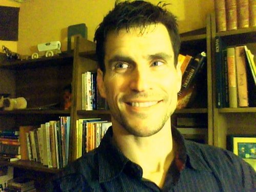 CarlosJPNavia's profile picture. Avid runner, inbetween open water swimmer, nosy parent, loving caregiver, and sincere friend