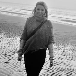 Annelie_'s profile picture. Scriptie Rabobank Centraal Twente| HBO Communicatie Windesheim | AIDA Communicatie| Creatief | Enthousiast | Integer| Eerlijk| Opleiden&Trainen | Netwerken|