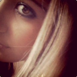we live, we love, we forgive, and we never give up.!!! ~ niet fucke met me babey!! wie aan haar komt, komt aan mij xJeroen