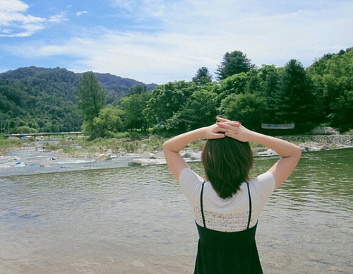 국문학&경제학 전공/표준어와 경상도 사투리 자유자재로 구사/영어, 책, 연극, 뮤지컬, 전시회, 미드 선호/초콜릿 킬러/야구/SK Wyverns/도전/모험/사람/여행/마라톤/등산/러닝/수영