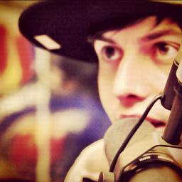 Com teu olhar eu posso apaixar com seu sorriso posso me entar dias e noites querendo te ver fexo os olhos para sonhar com voce s2 @pelanzarestart