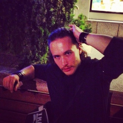 Lucasr86R's profile picture. Io ti ho dato il mio corpo.. Tu, mi hai dato i tuoi sogni..