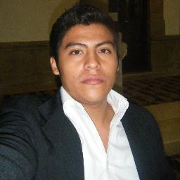 hoy comprendo que lo florecido en los arboles vive de lo que tiene cepultado...