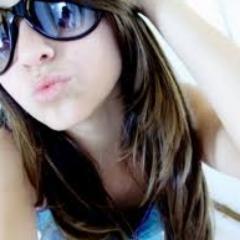(...) mas qm trai os amigos é mais lixo ainda........    Otomi, rockeira *U*