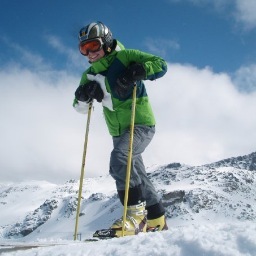 Marketing by day, couch dweller by night. Skier in the winter, dock enthusiast in the summer.