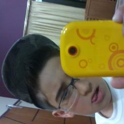 Amo Algumas Pessoas Mas Elas Nem Ligam Pelo Oq Eu Pensoo!
:'(