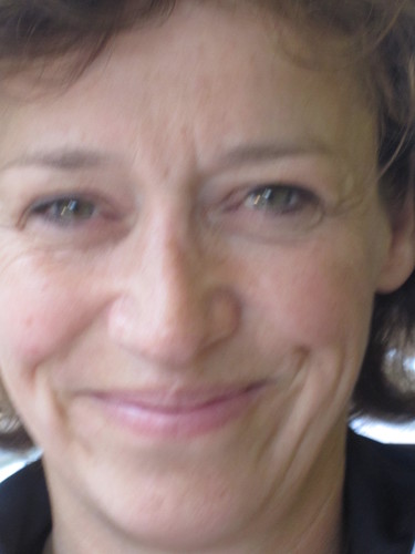 marielle van Heeswijk 
familie lekker bakker ondernemer besturen Bergeijk
http://t.co/RvVen4t168