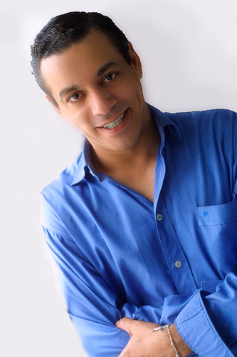 FlavioAsosa's profile picture. Más de 20 años de producción nacional e internacional. Productor general de @Ztoptv y @Missrdu. Estoy escribiendo mi primer libro y Amo los deportes.