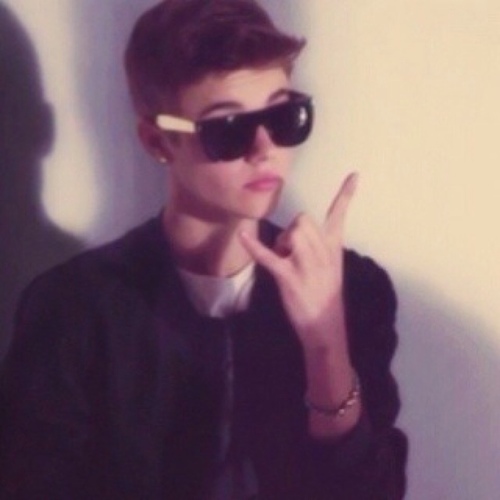 FalseCash's profile picture. Siouxsie is fucking perfect