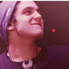 'Você é a inspiração para todas as coisas que eu faço, penso, sinto, falo, escrevo e vivo. Você é a melhor parte de mim.'' @luansantana