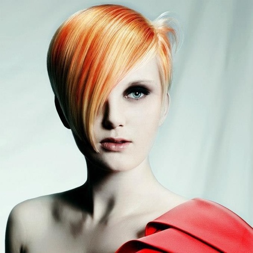 Stotfold's No.1 salon and home to a friendly team of talented stylists who love to get creative with the latest colour trends and techniques. 

Tel 01462 730342