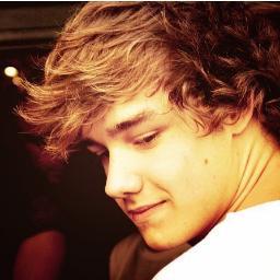 I m BoyDirectioner  I LOVE YOU [1D]
Selammm :D Ben Oğuzhan :) Directioner Belieber  Lovatic Ve Tabikide En Önemlisi BoyDİRECTİONER olmaktan gurur duyuyorum