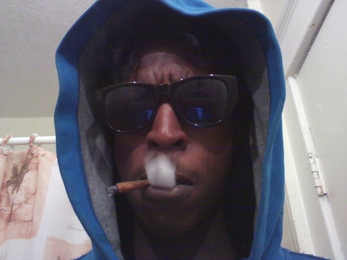 Yung_27_Stogey's profile picture. #TeamFollowBack #TeamFreaks #TeamFreestyle #TeamSmokeTooMuch lol i got some vids comin soon jus let me get right real quick