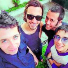Banda de rock chilena, formada por Koko, Rodrigo y Vid Stambuk, mas Gustavo Labrin.