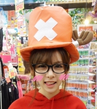 Good day ! I'm do hwiji (ufo) I've begin to use twitter. I love Korea(n) (: