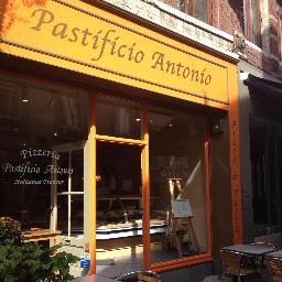 Fresh Pasta, Pizza / Lunch, Take away, Delivery via @PastacasaTweet / Open from Monday to Saturday from 8:30 - 18:30 / Mechelsestraat 43 - 3000 Leuven