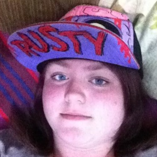 Hey,im a directioner. I love twilight Im a janoskian fan You follow me and i will follow you back
Xoxoxox