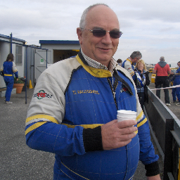 vpbarrett's profile picture. Into 60s music and real ale