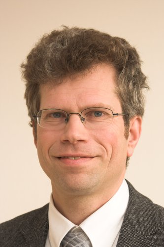 directeur @Stimular en @MPZ_Milieu, Milieubarometer, KansenbijVerkassen, MVO-Balans, Milieuthermometer Zorg, klimaatneutraal, CE, enz.