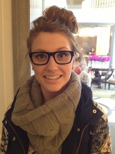 My name is Bret and i ♥Ella Henderson♥ Supporting one of the best singers ever! Giving much love to @Ella__Henderson from Hawaii! Ella Followed me (1/19/13) :D