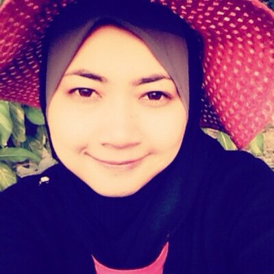 lellylolly's profile image