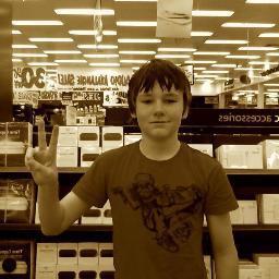 MitchJohnOakes's profile picture. Im a 13 year old boy and im interested in NBA and UFC and I like MIami Heat and LeBron James and I like Cain Velasquez in UFC.