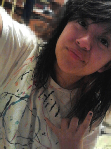 Heeyy Myy Loveesz ^.^ Followw Mee Ill Follow Youu c; #FUCK YHOO FEELINGS #ØFWGKDÄ