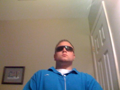 shadowsNsilence's profile picture. living life on a different wavelength.