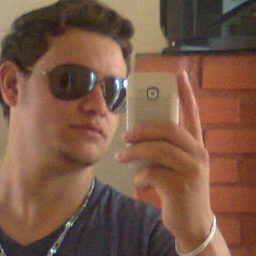 Sorria bonito e deixe os outros quererem descobrir qual é o segredo que faz você rir. EH JESUS !!