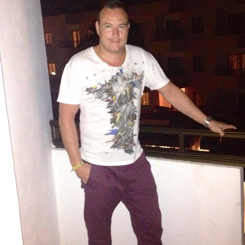 sgoldie28's profile picture. 