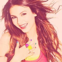 Victoria Justice delights me with your smile, your way. Do not live without you, I Love You Much @VictoriaJustice