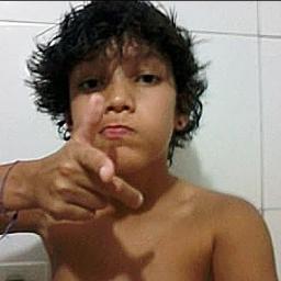 - Nenhum obstáculo é tão grande se sua vontade de vencer for maior .