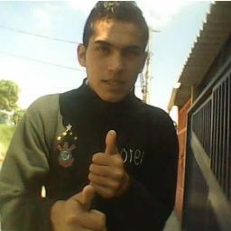 De gente falsa , eu só quero uma coisa: D i s t â n c i a.
CORINTHIANS ♥