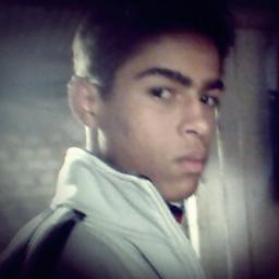 Nao olhe meu perfil! mi siga....