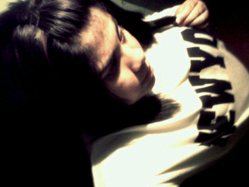 o/ seguime & yo te sigo, si quieres mi pin solo espera que me devuelvan mi *blackberry* jajajaja XD :'3
