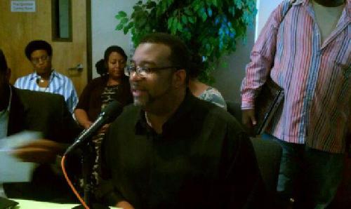 Ordinary guy with extraordinary personality... former gospel radio announcer, current workshop clinician, and ordained in the grand old Church of God in Christ.