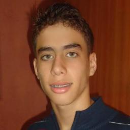 Gosto muito de música: rock, pop, trance e gosto muito mesmo de Paula Fernandes, só muito fã dela e a amo de mais! Sou nadador e sou também muito sonhador!