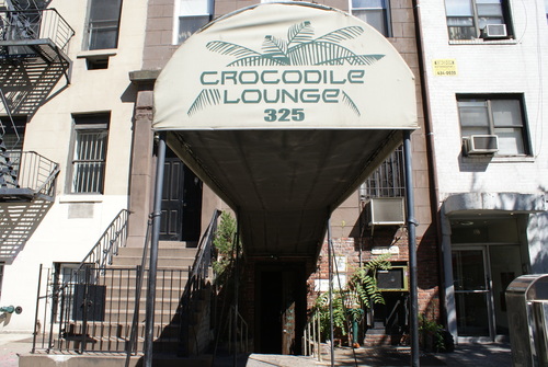 FREE PERSONAL PIZZA EVERYDAY with drink!
(212) 477-7601
