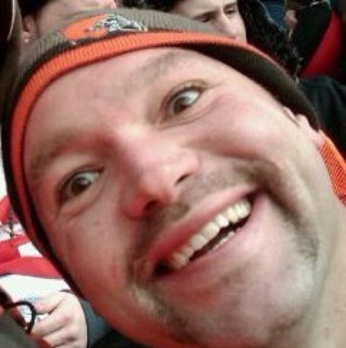 roose1018's profile picture. I was born in the desert raised in lions den.