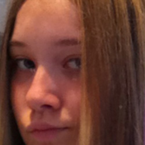 Hey!I'm a singer and I make covers for you tube!:) My fav music are musicals.xoxo Check out my YouTube: JuliaGruenloh Instagram: btr_tdv_flosoyka
