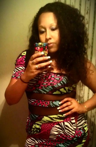 beautiful, educated && luvin life && u can luv me or hate me-I swear it wont make me or break me #teamcollegegrad #teamUVA #teamonly4mekhi
